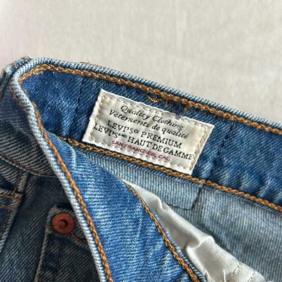 LEVI’S Ribcage shorts - Picture 4 of 4